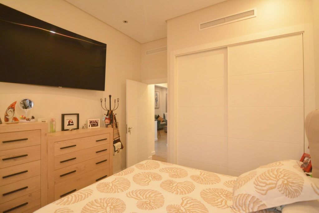 Property in Fuengirola — photo 14