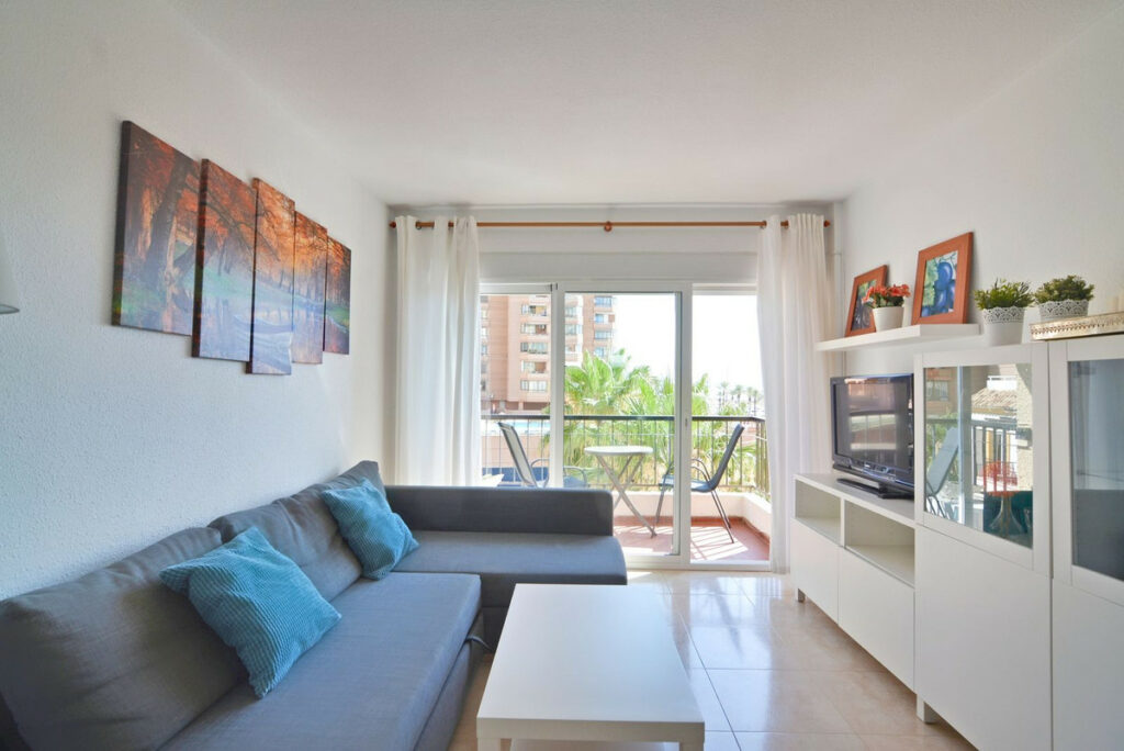 Property in Fuengirola — photo 7