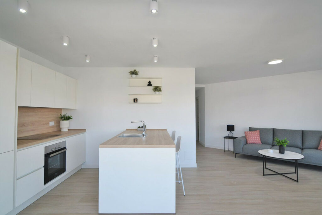 Property in Fuengirola — photo 9