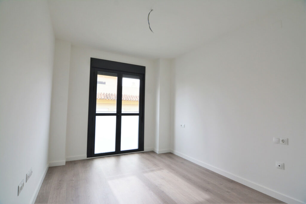 Property in Fuengirola — photo 13