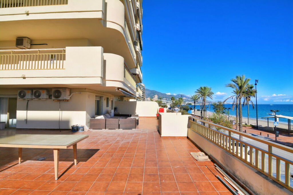 Property in Fuengirola — photo 33