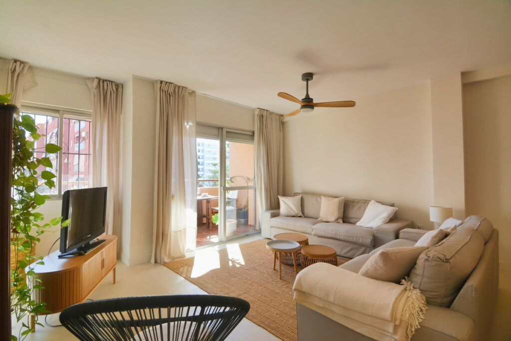 Property in Fuengirola — photo 8