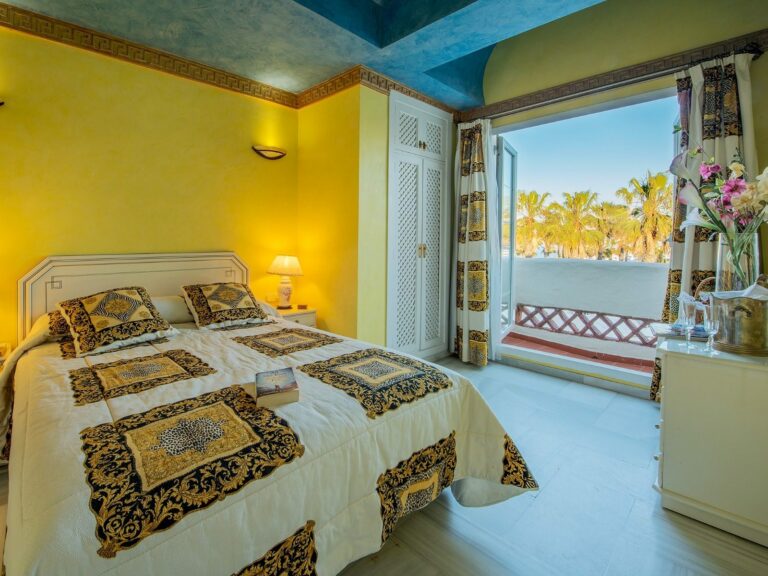 Property in Benalmádena — photo 1