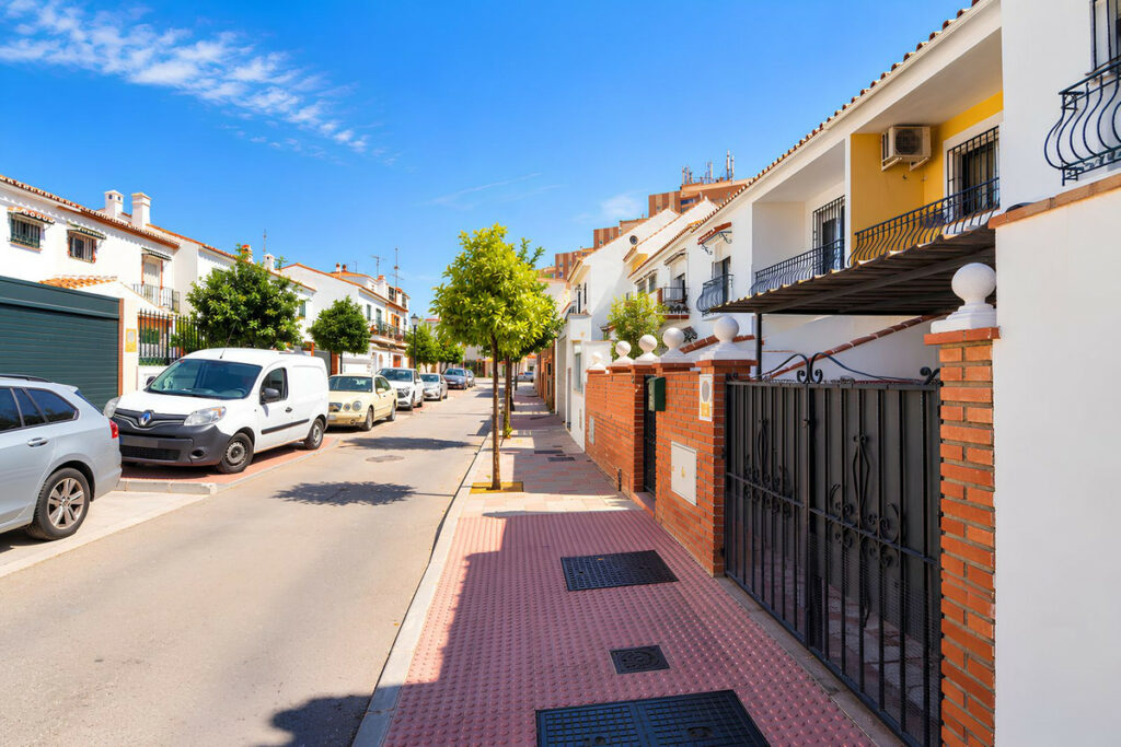 Property in Fuengirola — photo 30