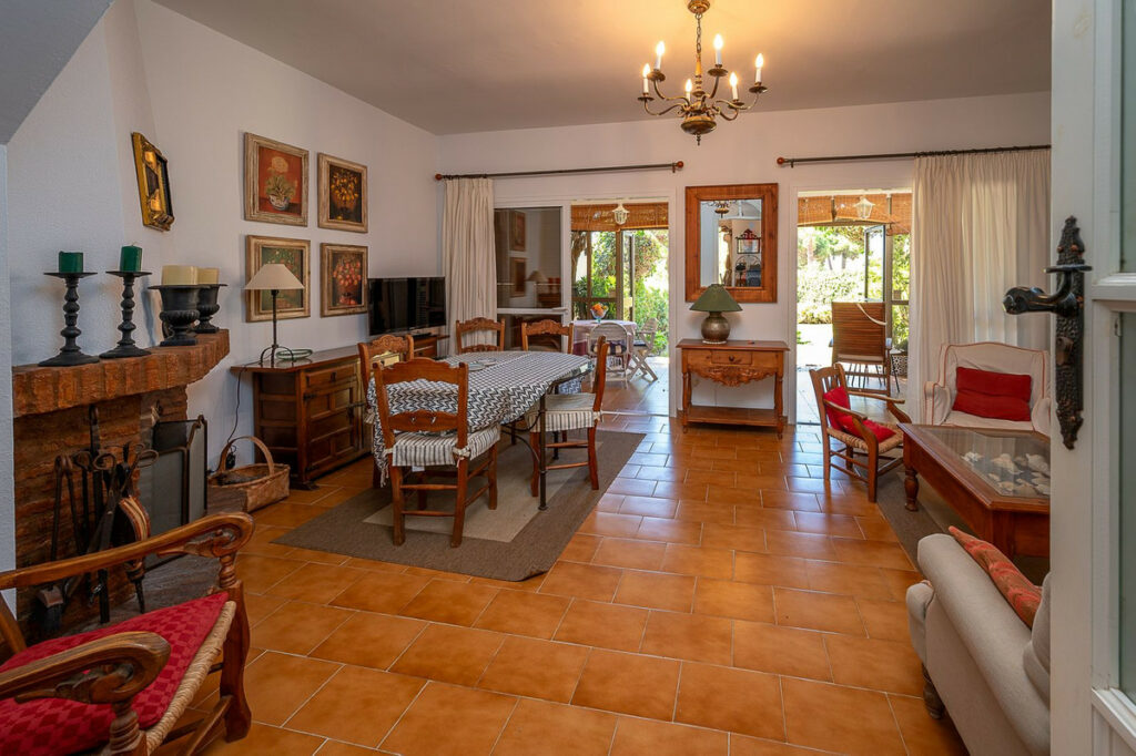 House – Townhouse in El Chaparral — photo 6