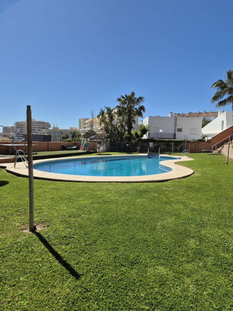 Property in Benalmádena — photo 1