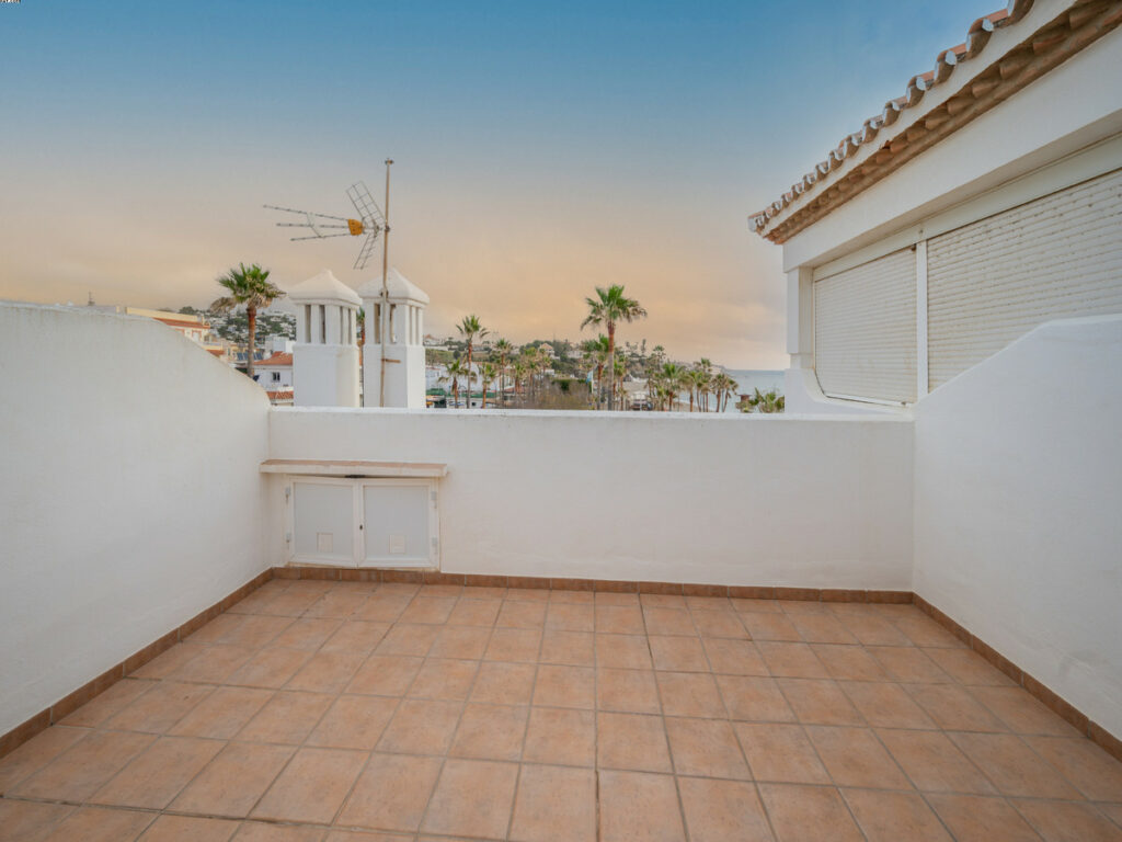Apartment – Ground Floor Apartment in La Cala de Mijas — photo 4