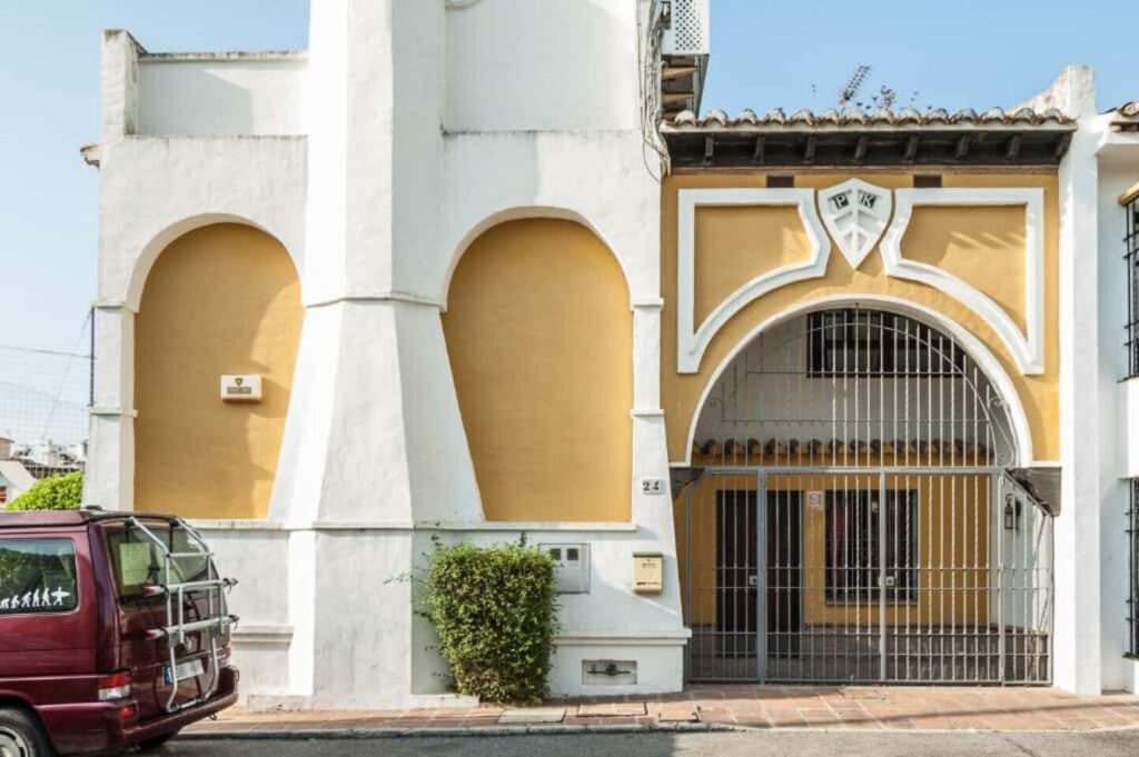 Property in Fuengirola — photo 1