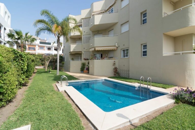 Property in Torremolinos — photo 1