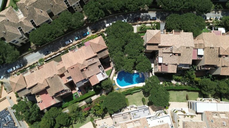 Property in Marbella — photo 1