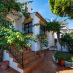 House – Townhouse in El Chaparral — photo 4