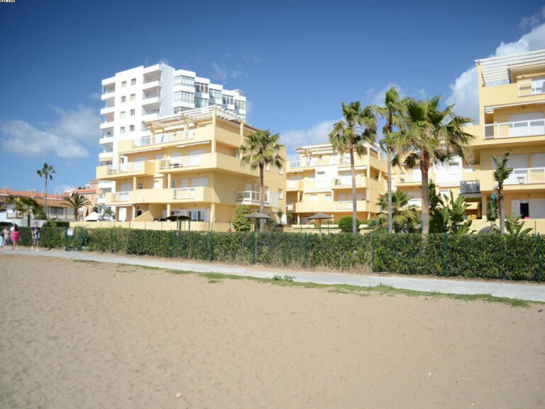 Apartment – Middle Floor Apartment in La Cala de Mijas — photo 1