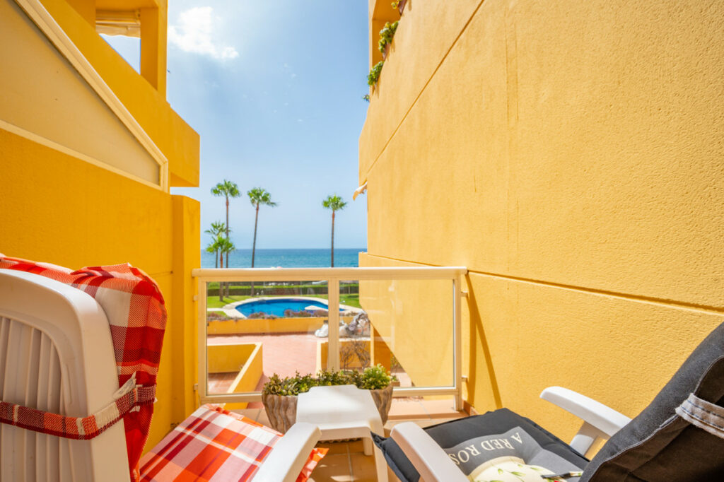Apartment – Middle Floor Apartment in La Cala de Mijas — photo 9