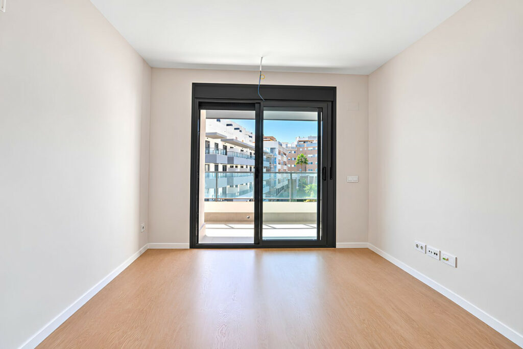 Property in Las Lagunas — photo 4