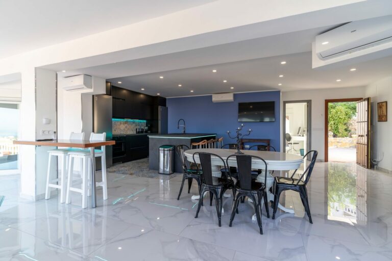 Property in Benalmádena — photo 1