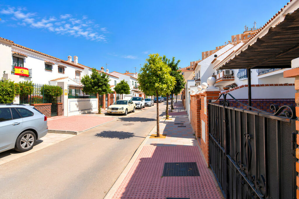 Property in Fuengirola — photo 6