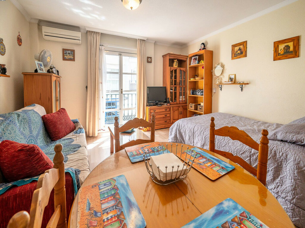 Apartment – Middle Floor Studio in La Cala — photo 2