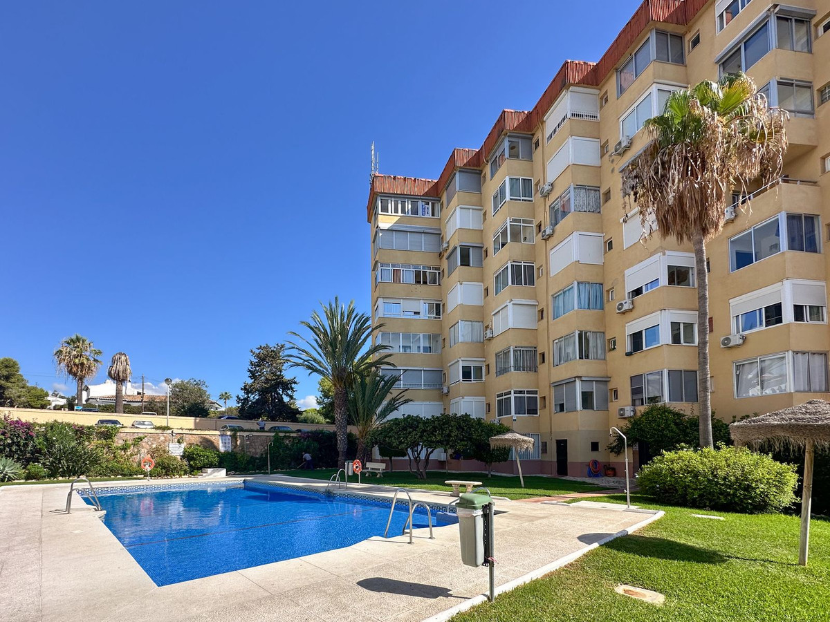 Apartment – Middle Floor Apartment in La Cala — photo 1