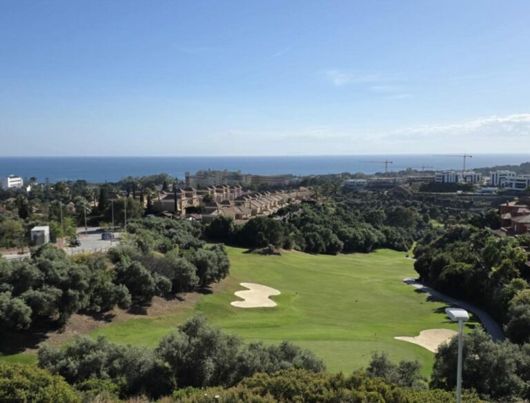 Property in Marbella — photo 1