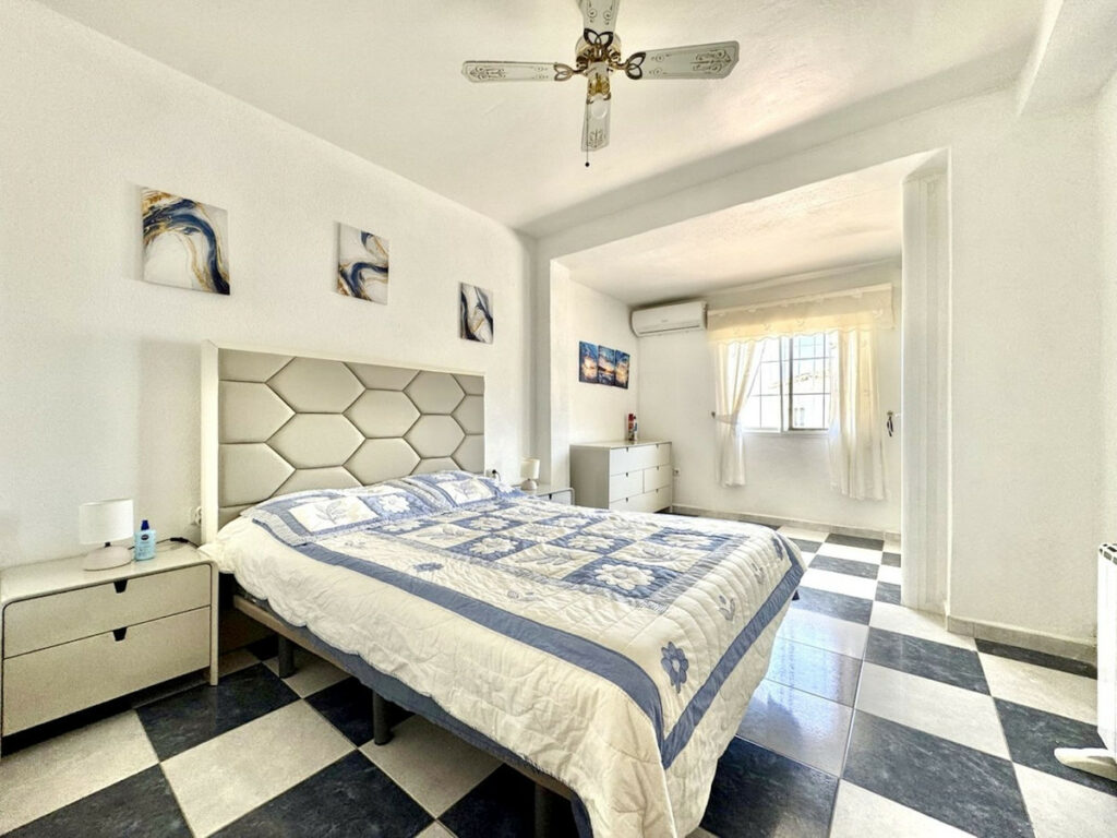 Property in Mijas — photo 12