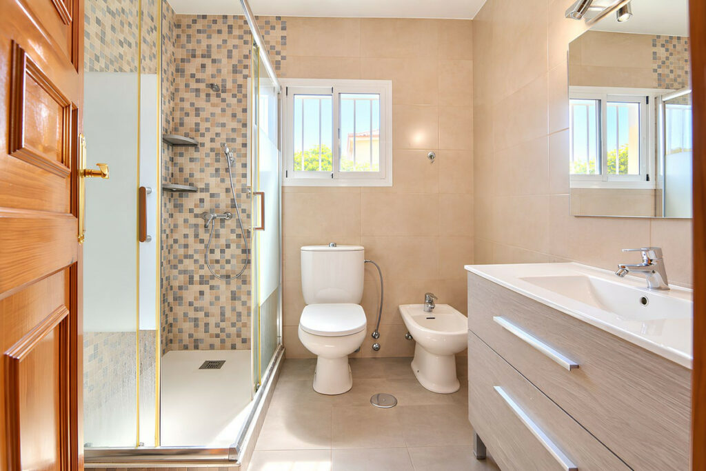 Property in Fuengirola — photo 27