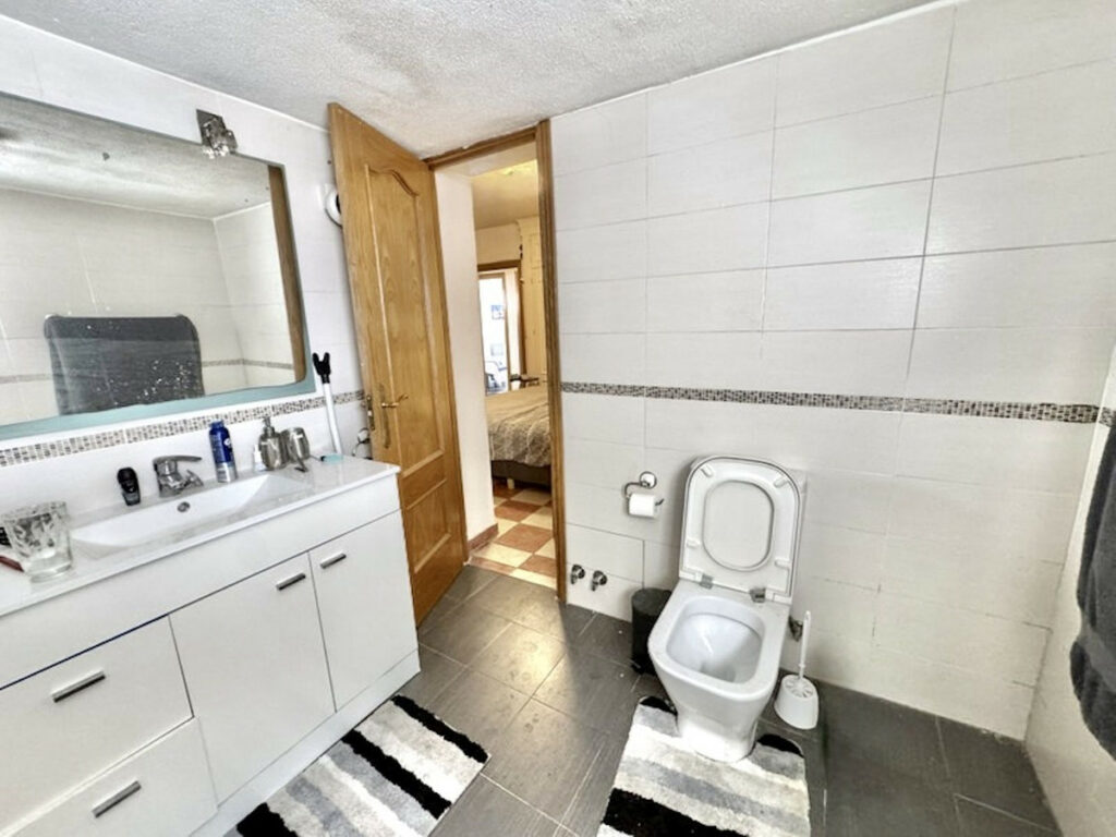 Property in Mijas — photo 11