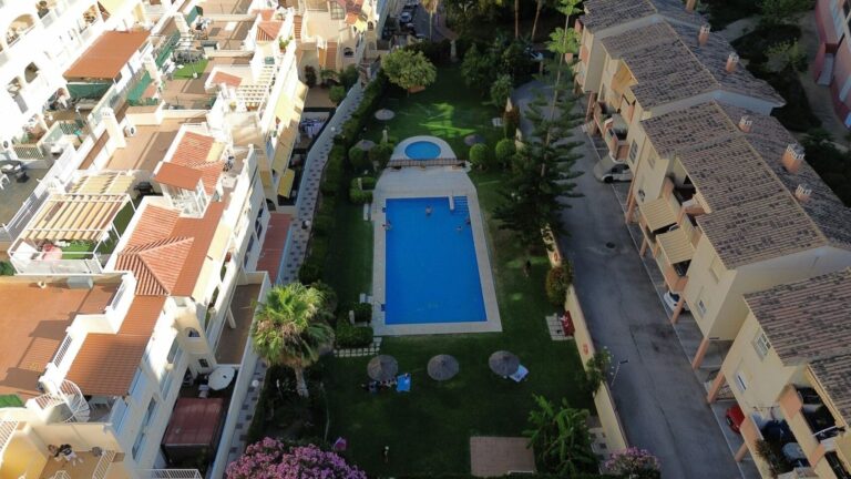 Property in Benalmádena — photo 1