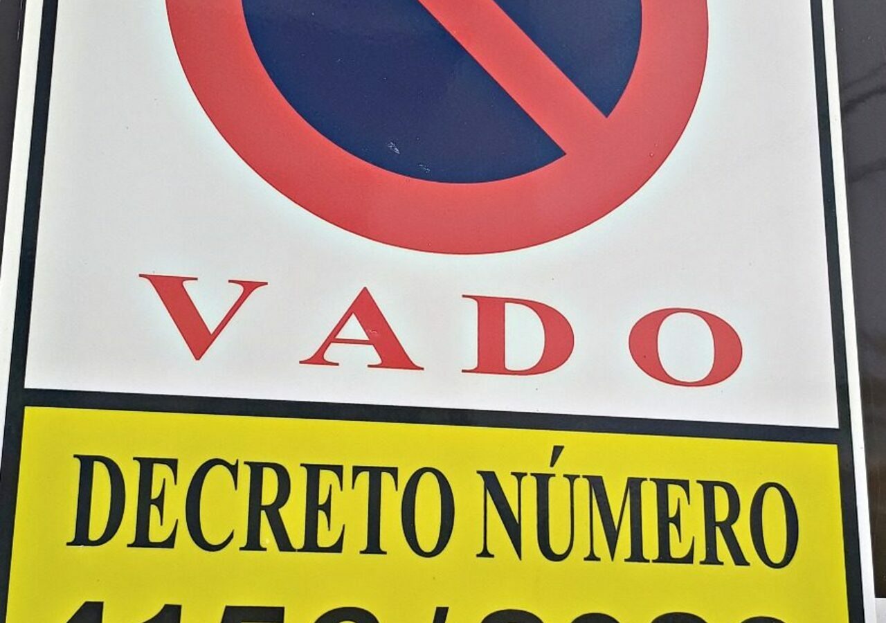 Property in Alhaurín el Grande — photo 1