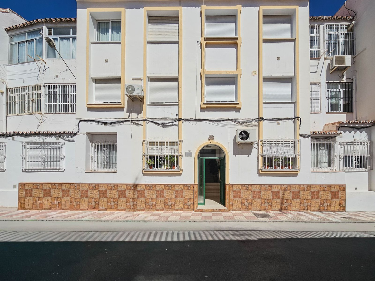Apartment – Penthouse in Alhaurín el Grande — photo 1