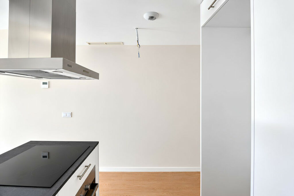Property in Las Lagunas — photo 11