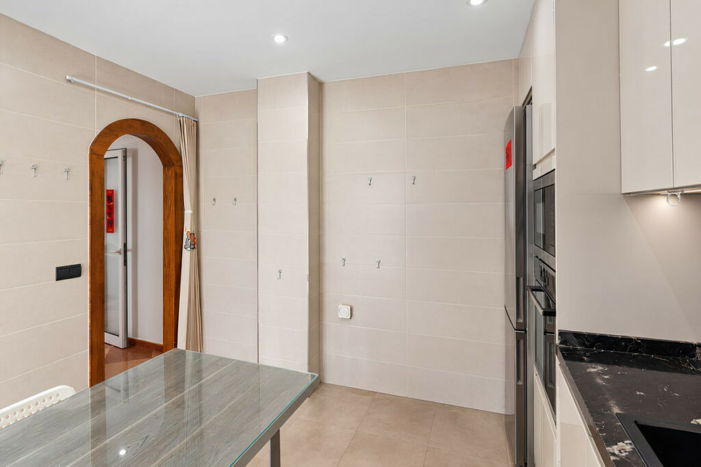 Property in Fuengirola — photo 22