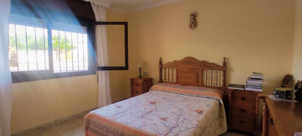 House – Detached Villa in Torremuelle — photo 7