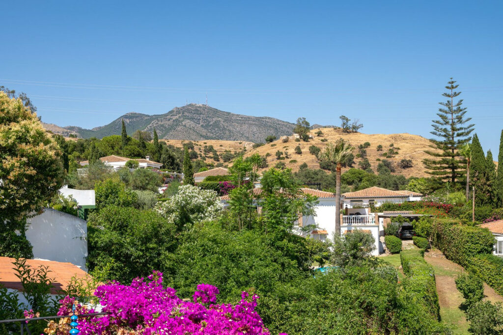 House – Detached Villa in Mijas — photo 45