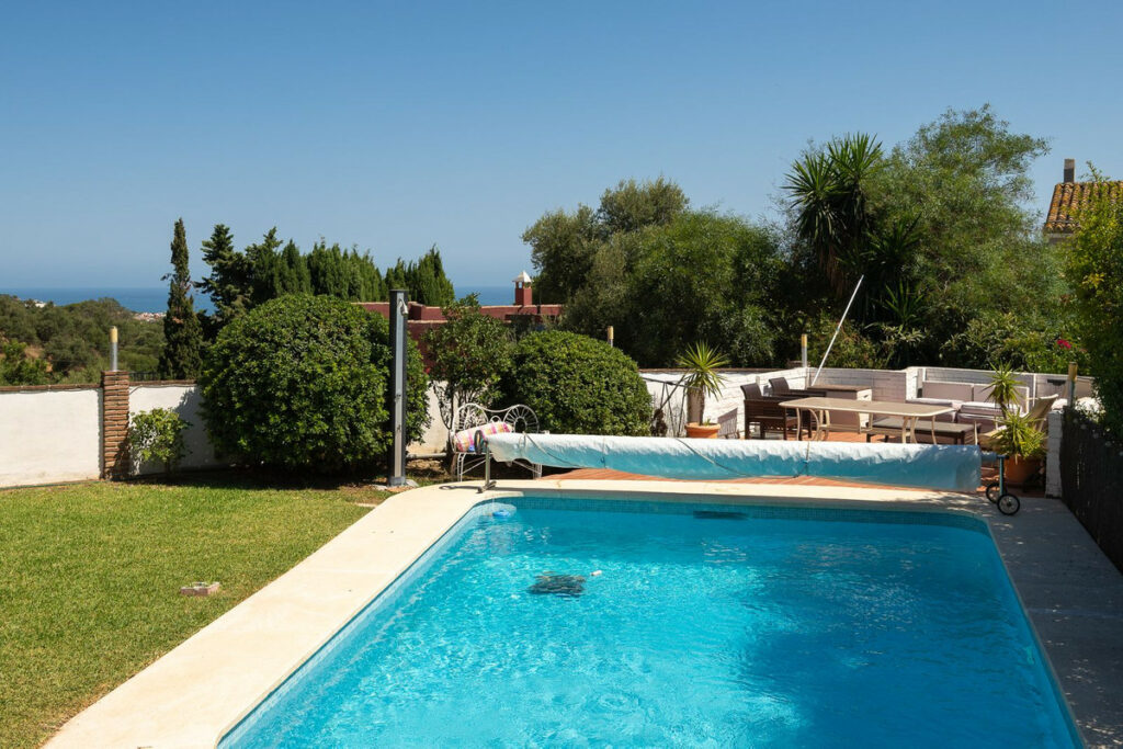 House – Detached Villa in Mijas — photo 25