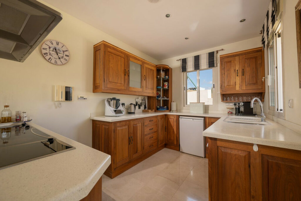 House – Detached Villa in Mijas Golf — photo 24