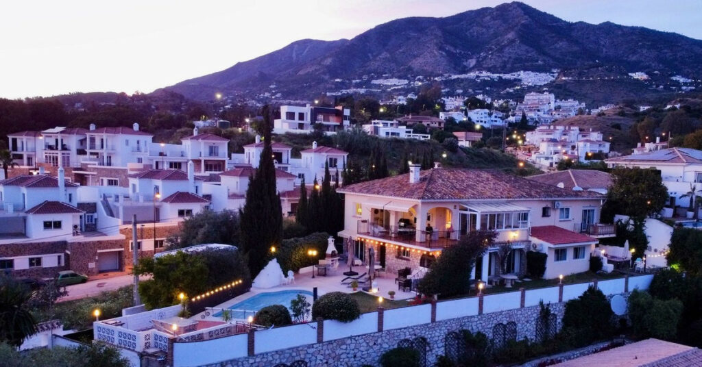 House – Detached Villa in Mijas — photo 7