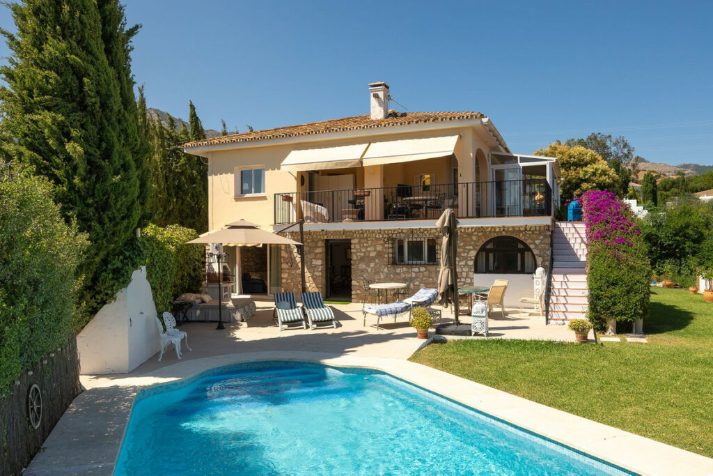 House – Detached Villa in Mijas — photo 28