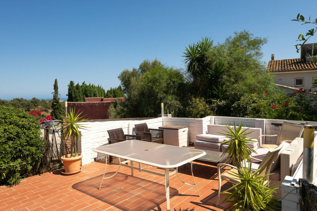 House – Detached Villa in Mijas — photo 27