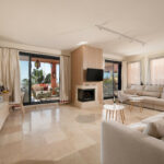 Apartment – Middle Floor Apartment in Calahonda — photo 2