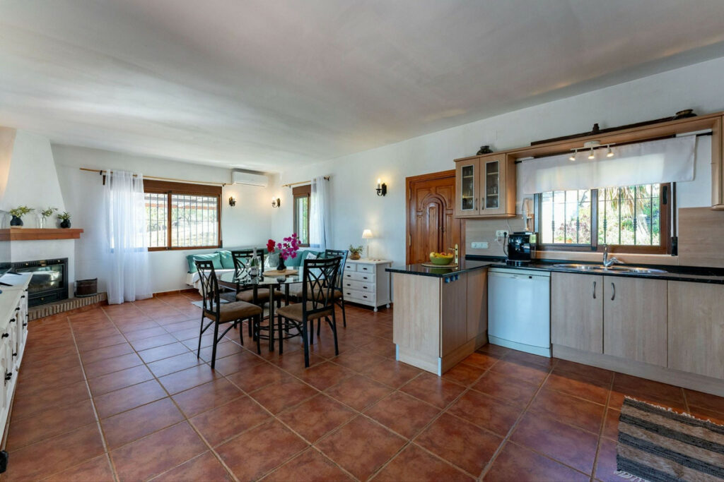 House – Finca – Cortijo in Tolox — photo 10