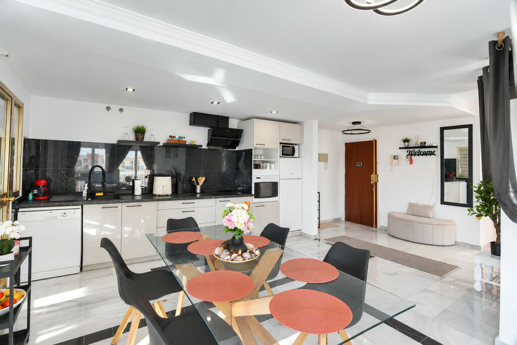 Property in Málaga — photo 11