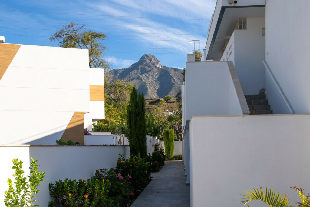 Apartment – Ground Floor Apartment in Nueva Andalucía — photo 3