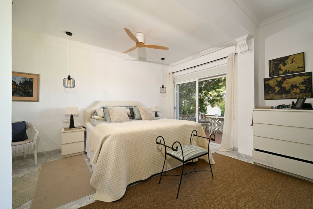 House – Detached Villa in Mijas — photo 56