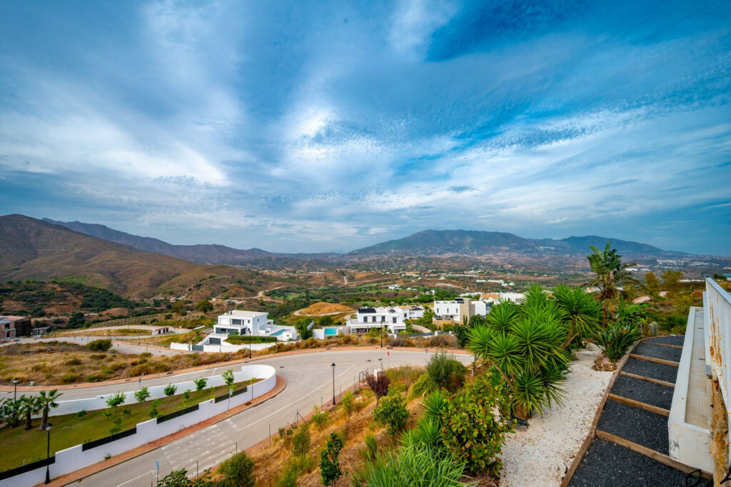 House – Detached Villa in La Cala Golf — photo 2