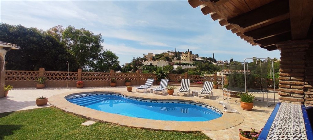 House – Detached Villa in Torremuelle — photo 14