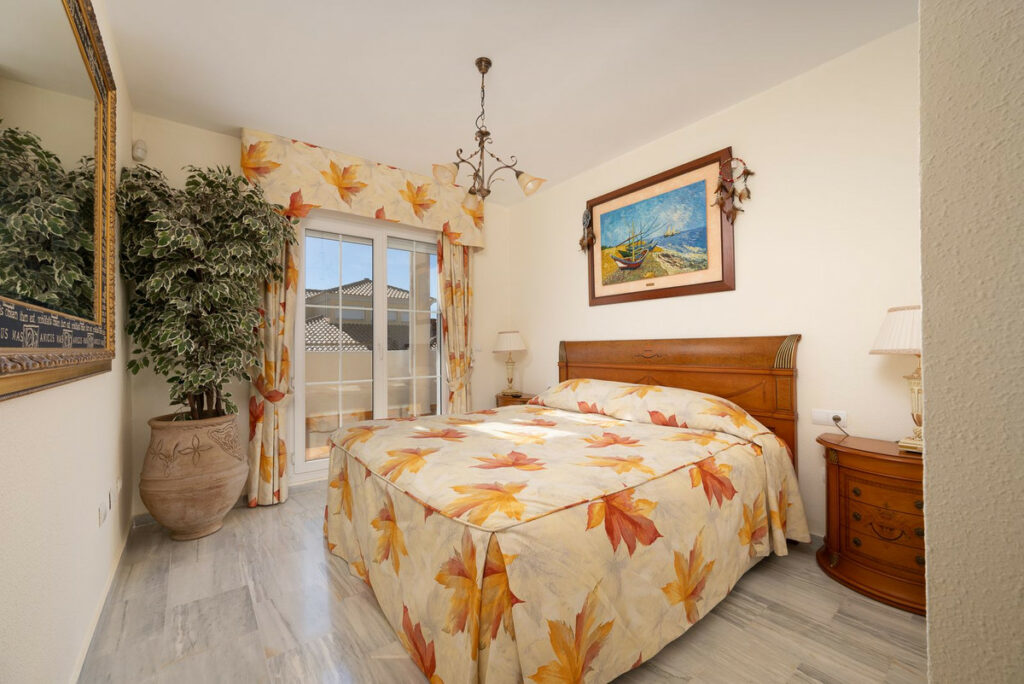 Apartment – Penthouse in Cabopino — photo 10