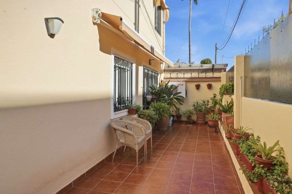 House – Townhouse in Arroyo de la Miel — photo 3