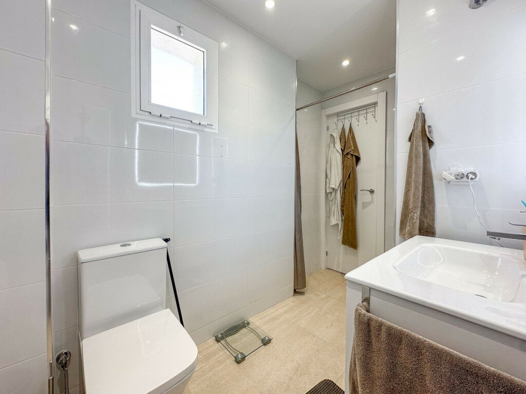 Apartment – Penthouse in Fuengirola — photo 9