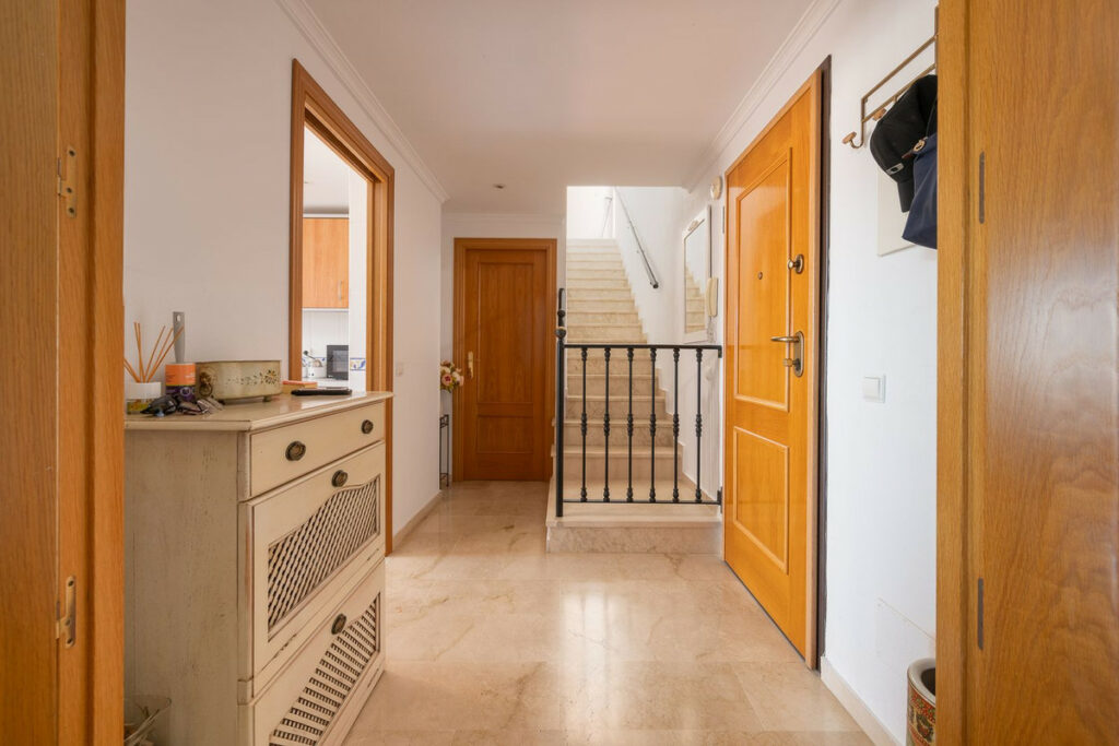 Apartment – Penthouse Duplex in Selwo — photo 14
