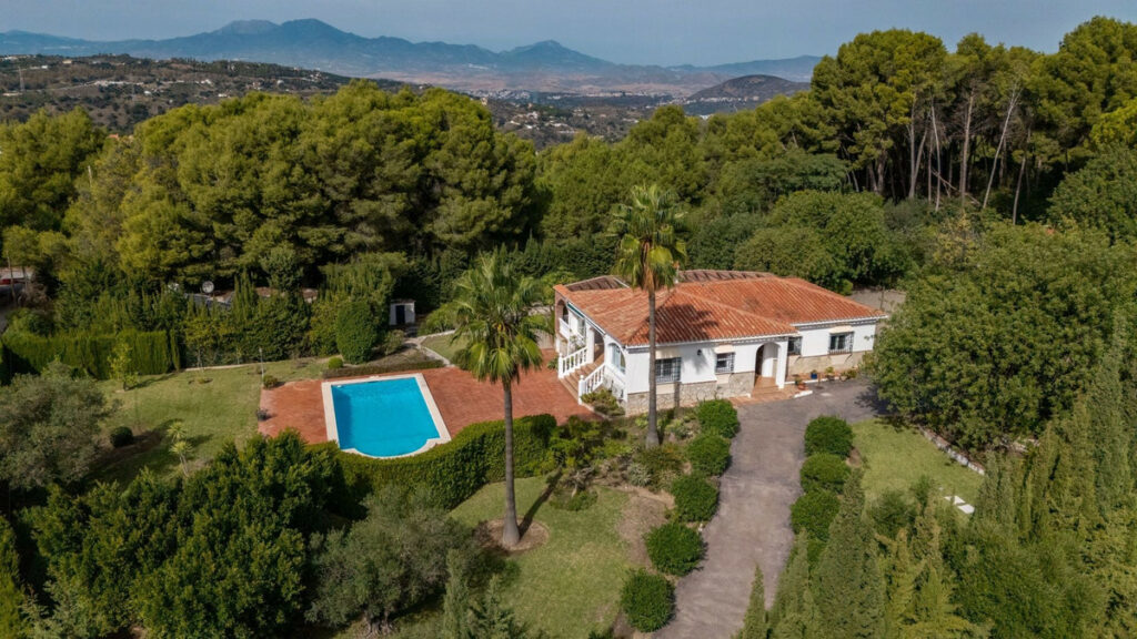 House – Detached Villa in Alhaurín el Grande — photo 9